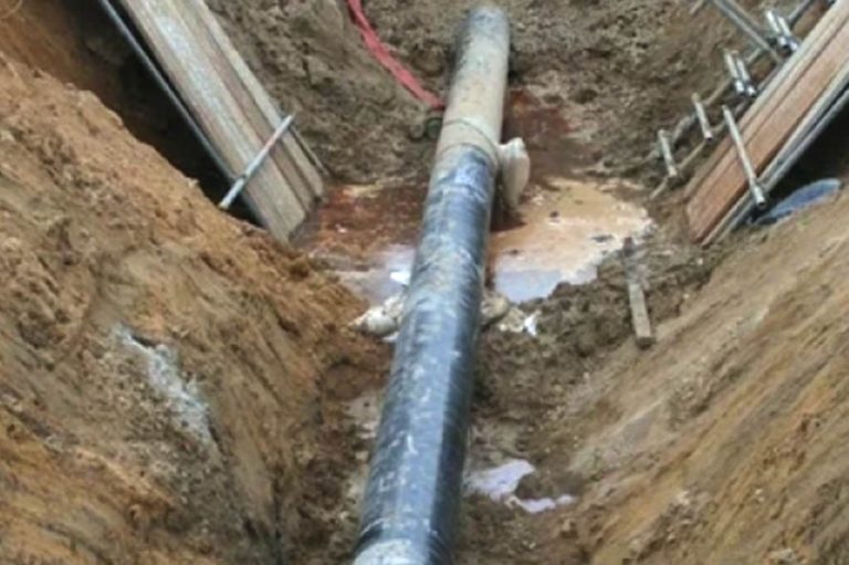 underground piping installation